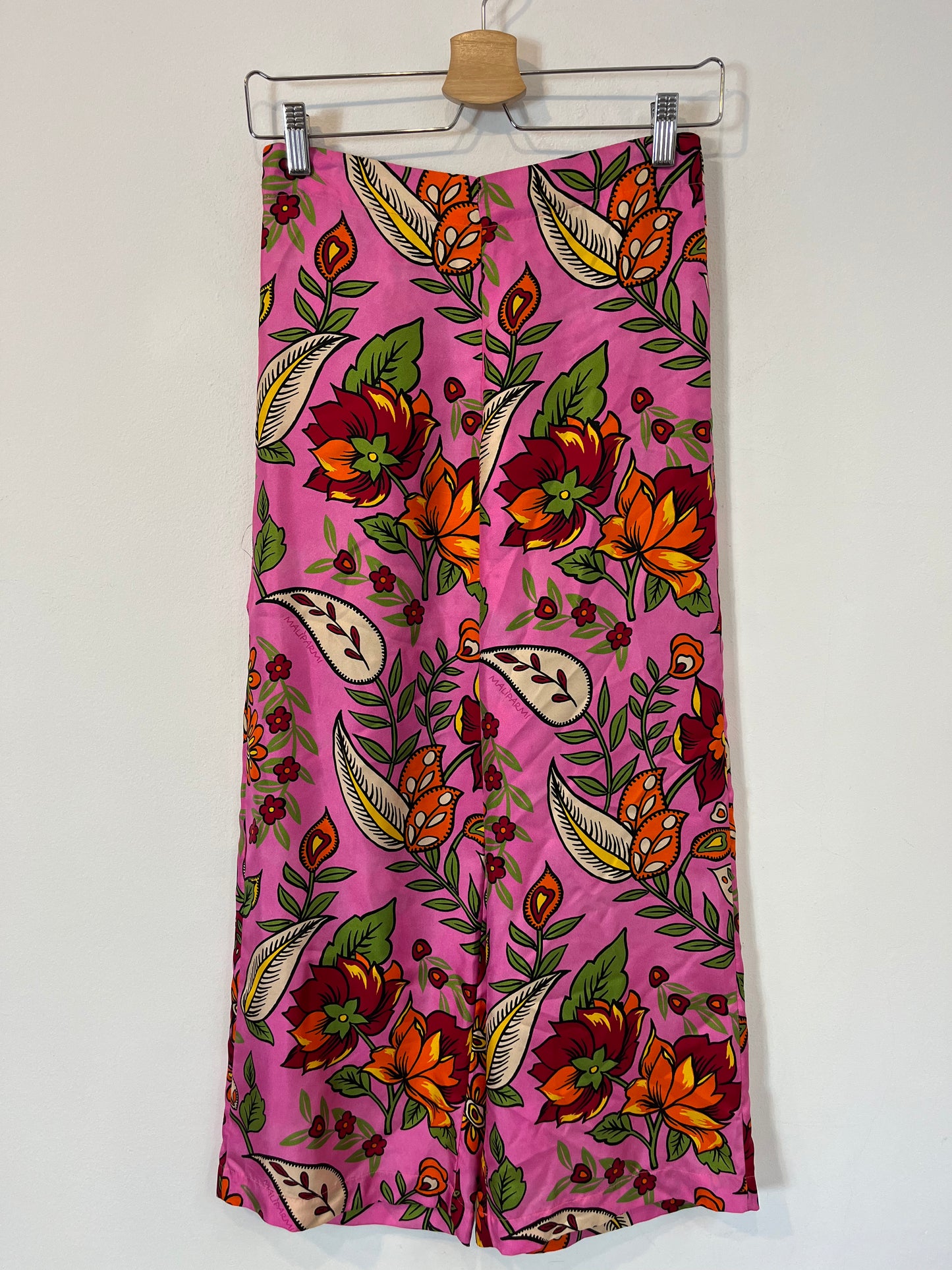 MALIPARMI. Printed fuchsia silk trousers. Size 38 (XS/S)
