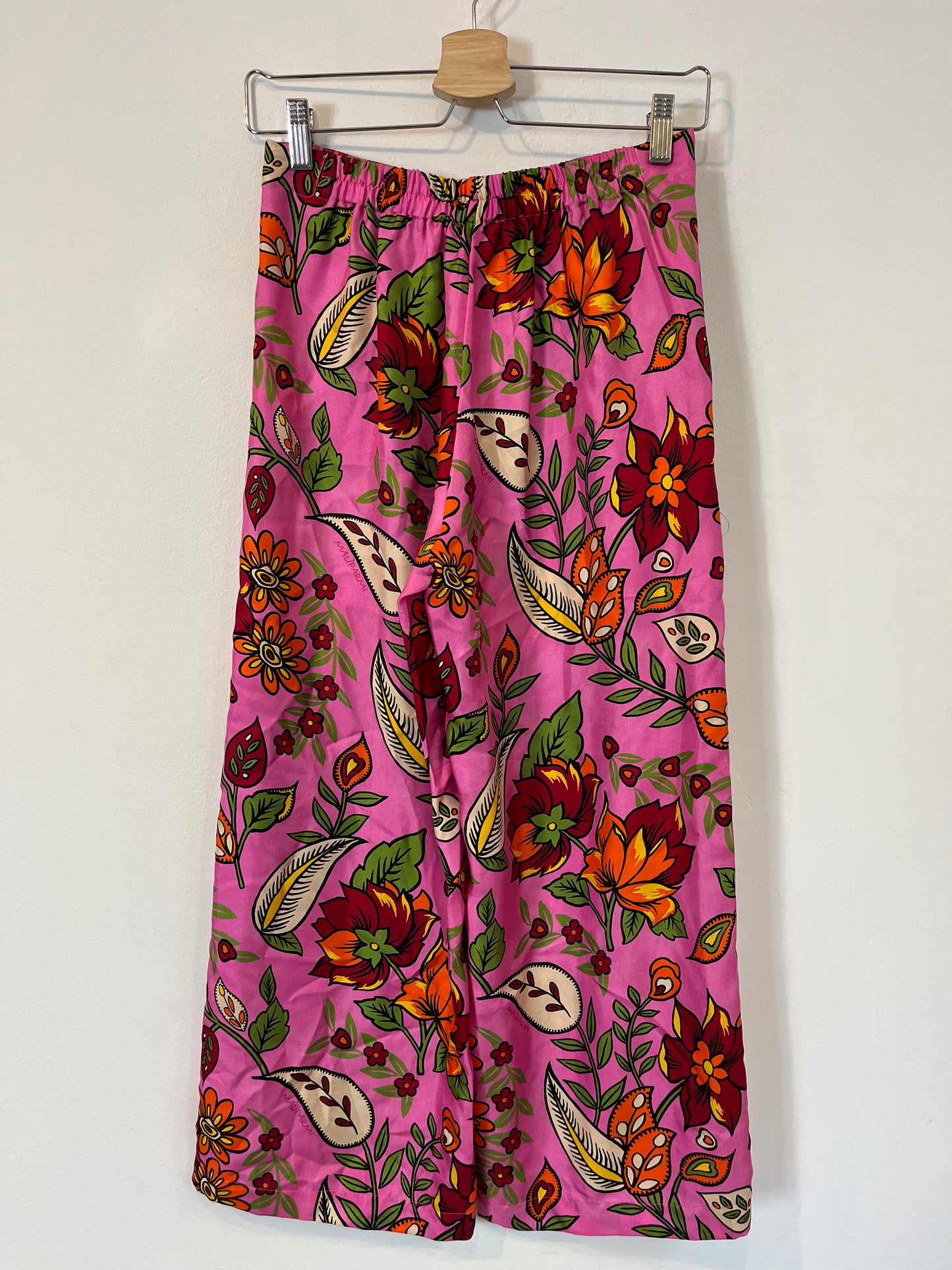 MALIPARMI. Printed fuchsia silk trousers. Size 38 (XS/S)
