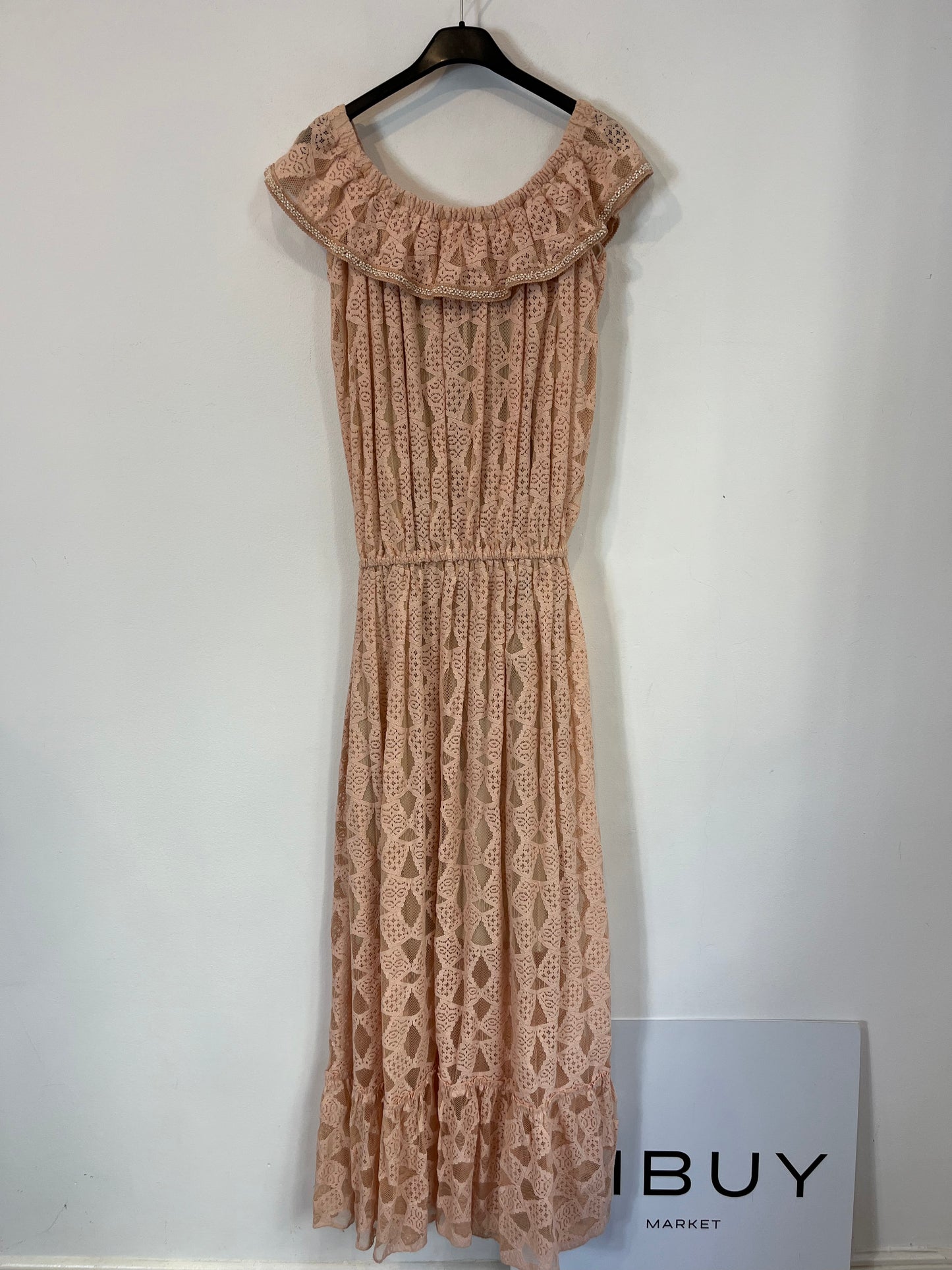 MARK'S THER PARIS. Long pink lace dress. TM