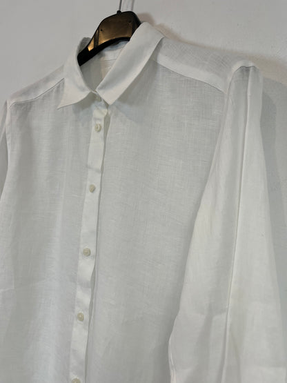 UNIQLO. White linen blouse. Size XS