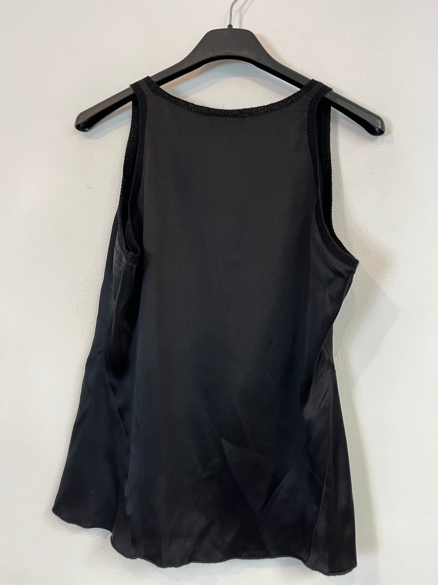 BRUNELLO CUCINELLI. Top negro seda y cashmere. T S