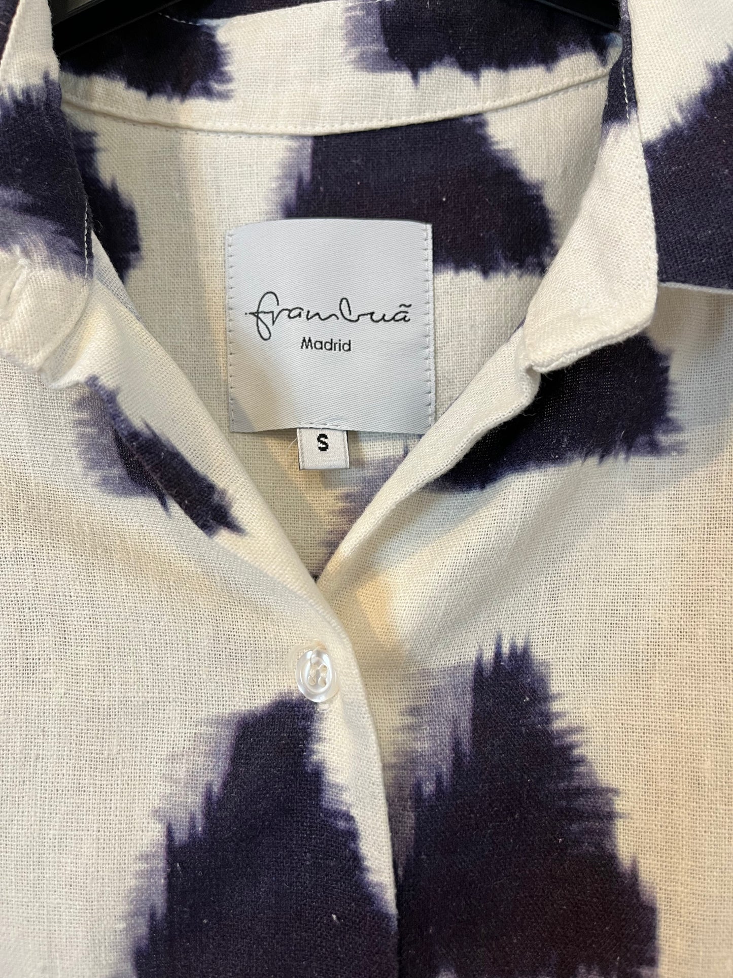 FRAMBUÁ. Shirt dress with linen Ts