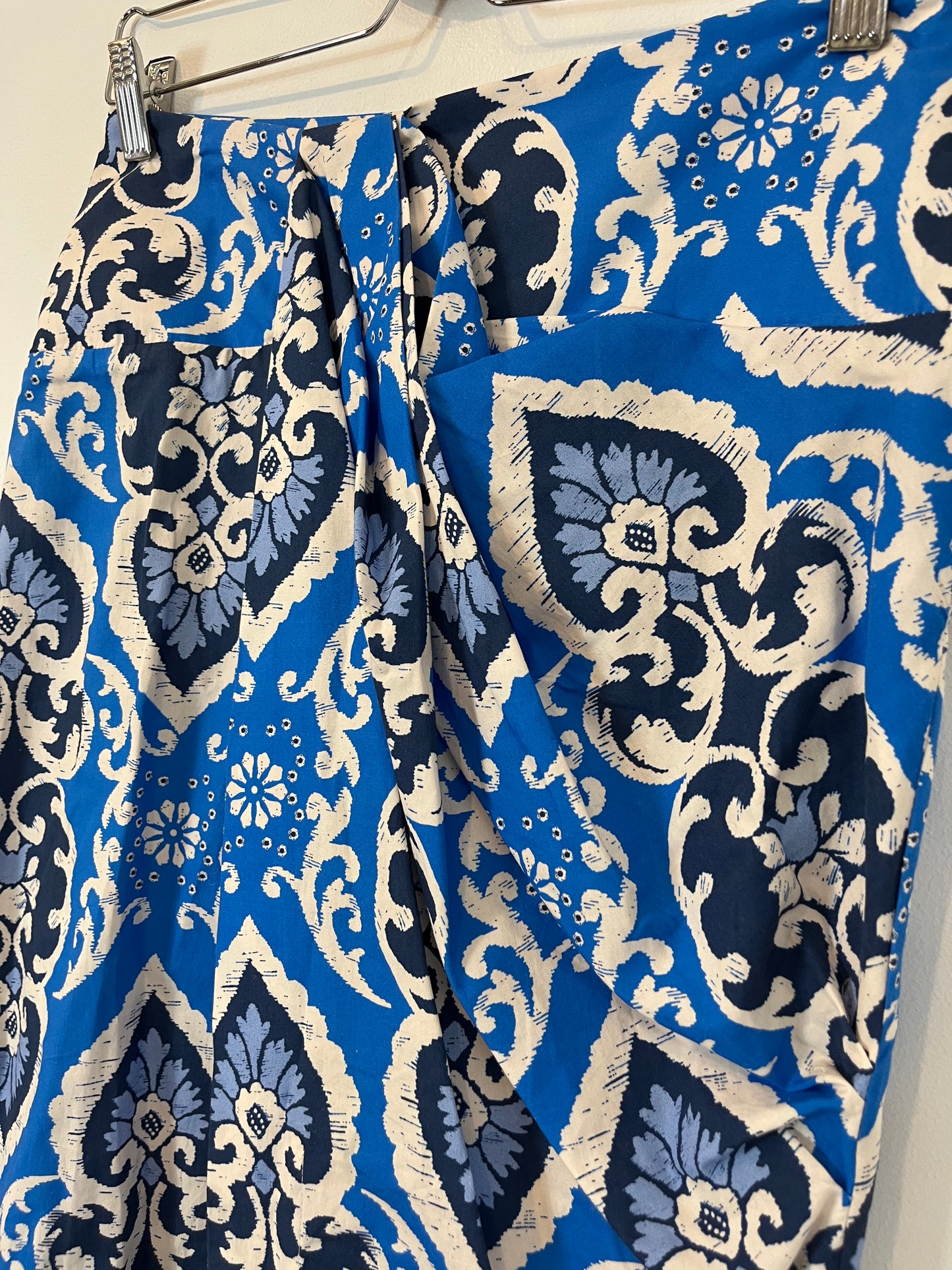 PADOVA. Wrapped sarong-effect midi skirt. T 8 (S)