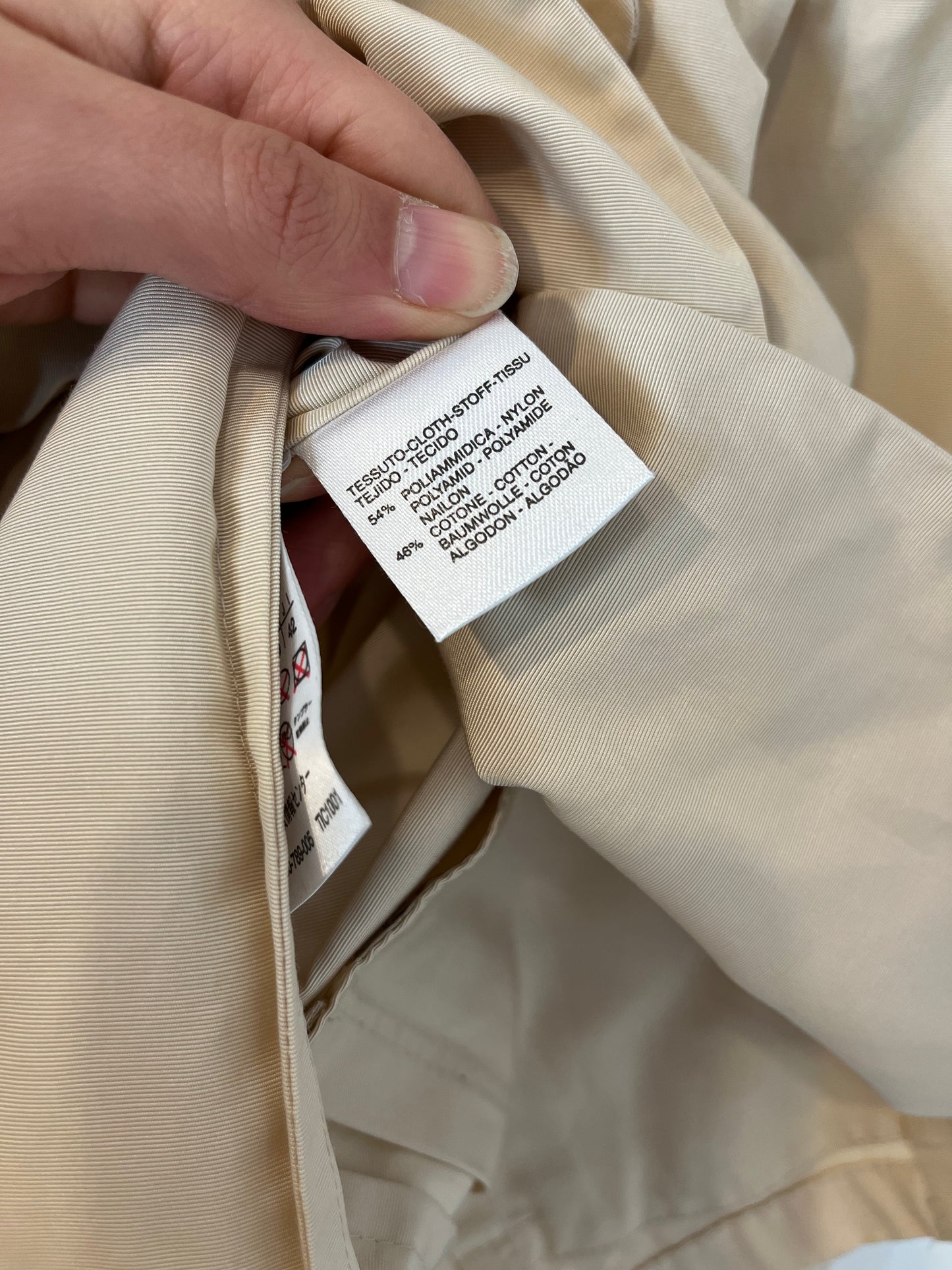 MAxMARA. Chaqueta beige textura ligera. T 38