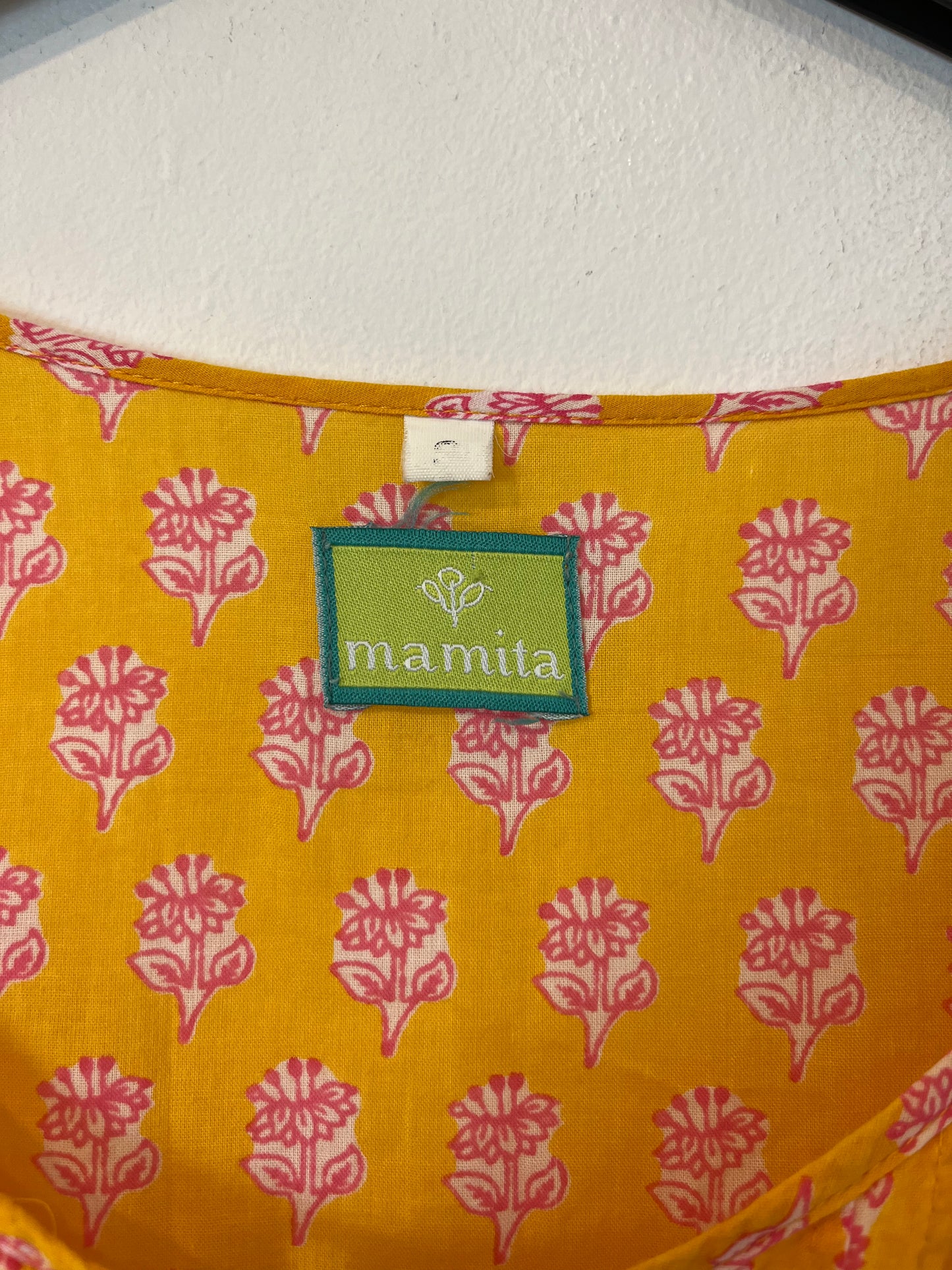 MAMITA. Printed peach midi dress. TM