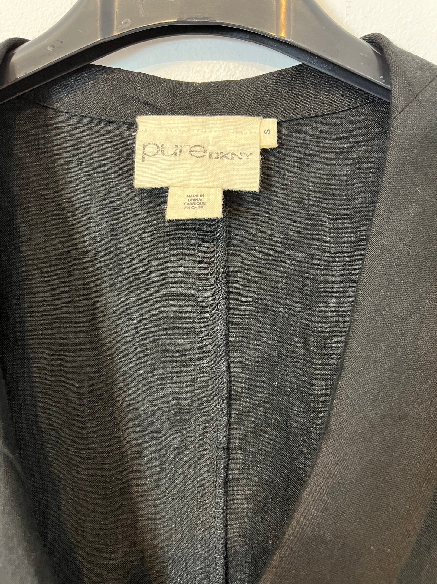 DKNY. Chaqueta lino negra. T S