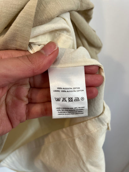 KOLONAKI. Falda midi beige bolsillos. T 36