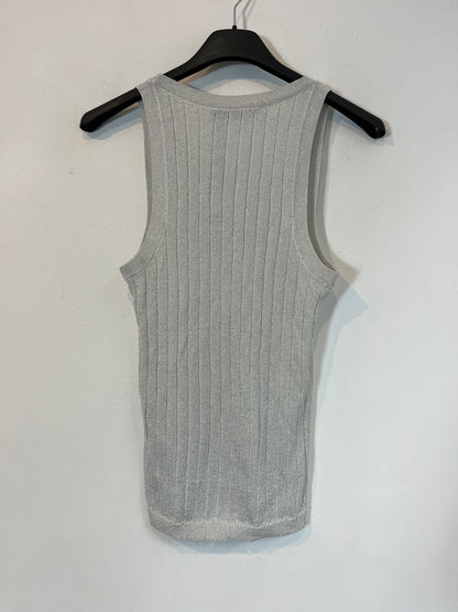 ZARA. Top canalé plateado  T.xs
