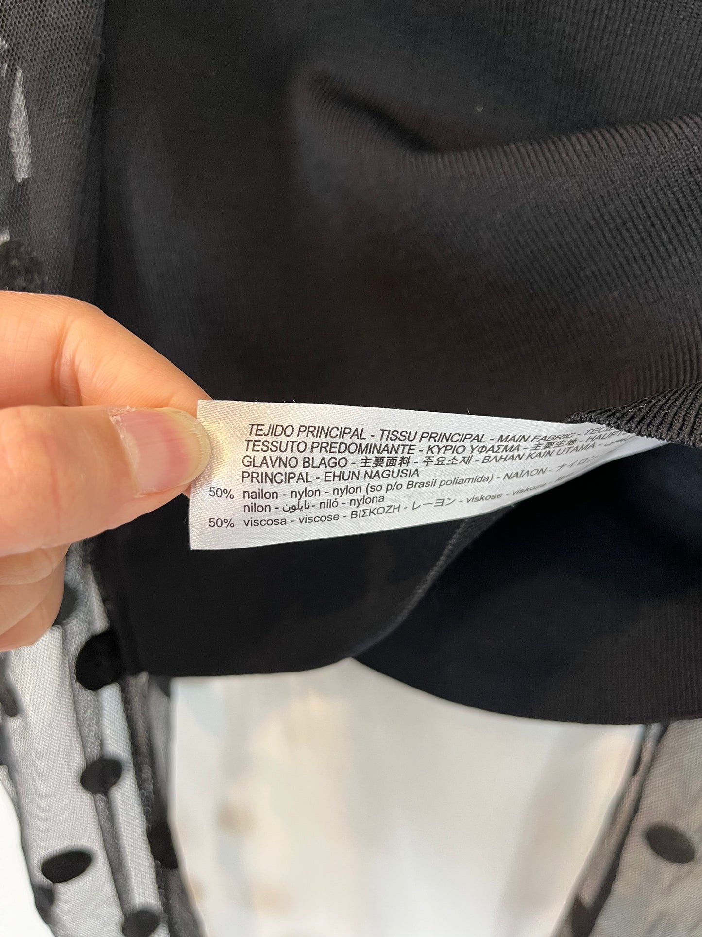 ZARA. Top negro mangas plumeti  T.S