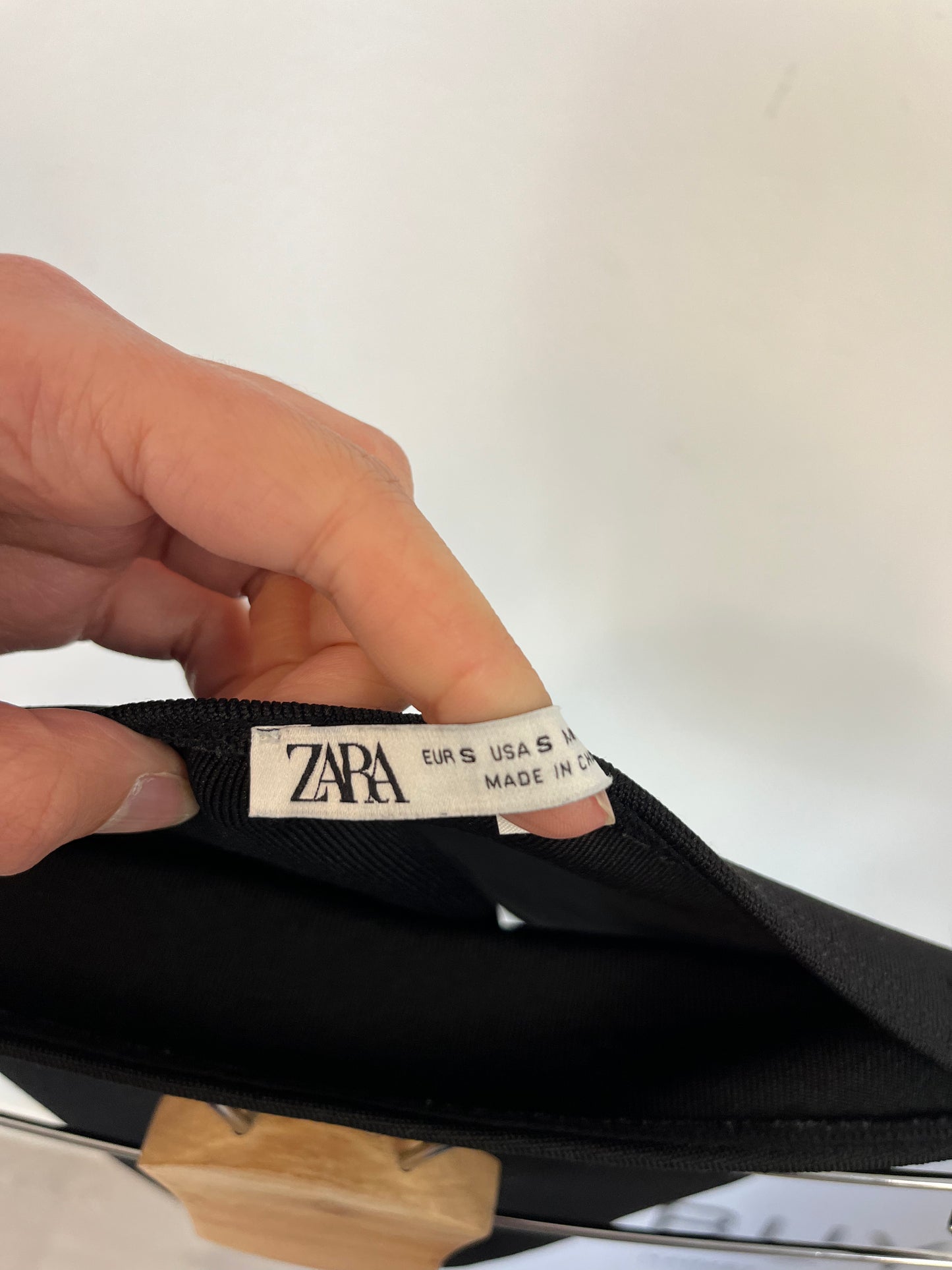 ZARA. Black strapless Ts top