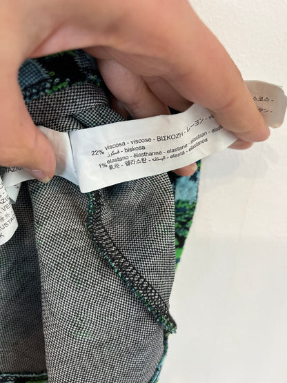 ZARA. Top flores textura botones joya. T.S