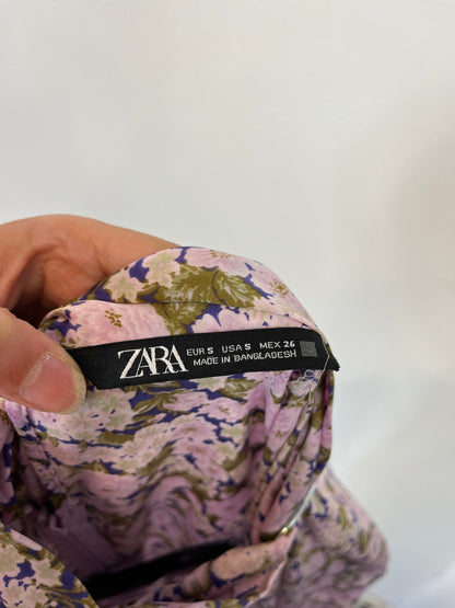 ZARA. Vestido fluido rosa. T.S