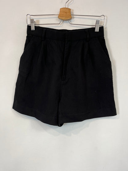 ZARA. Pantalón negro con lino. T.S