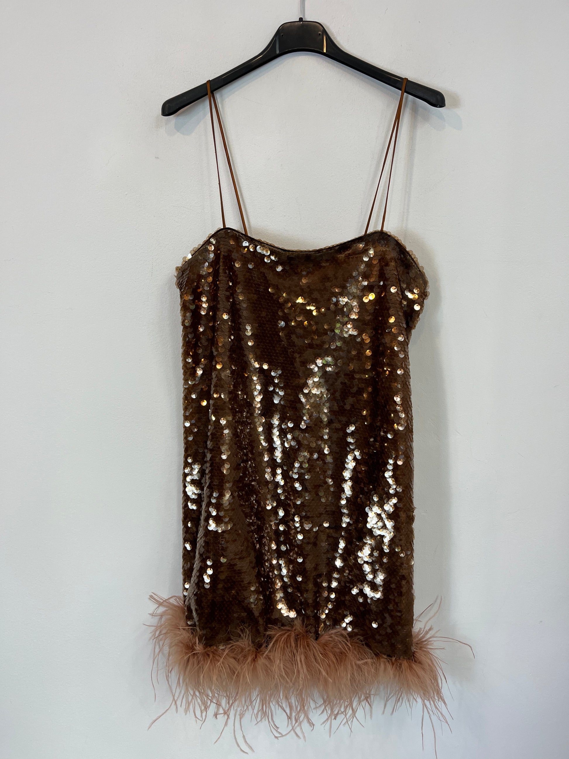 MANGO CAPSULE. Sequin dress with gloves. TS Hibuy market MANGO CAPSULE. Sequin dress with gloves. TS Hibuy market