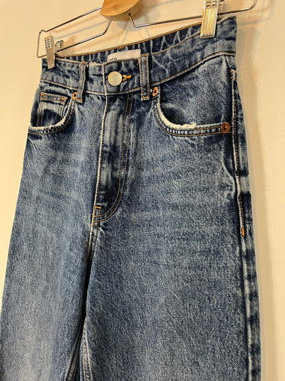 ZARA. Wide-leg denim trousers, size 32