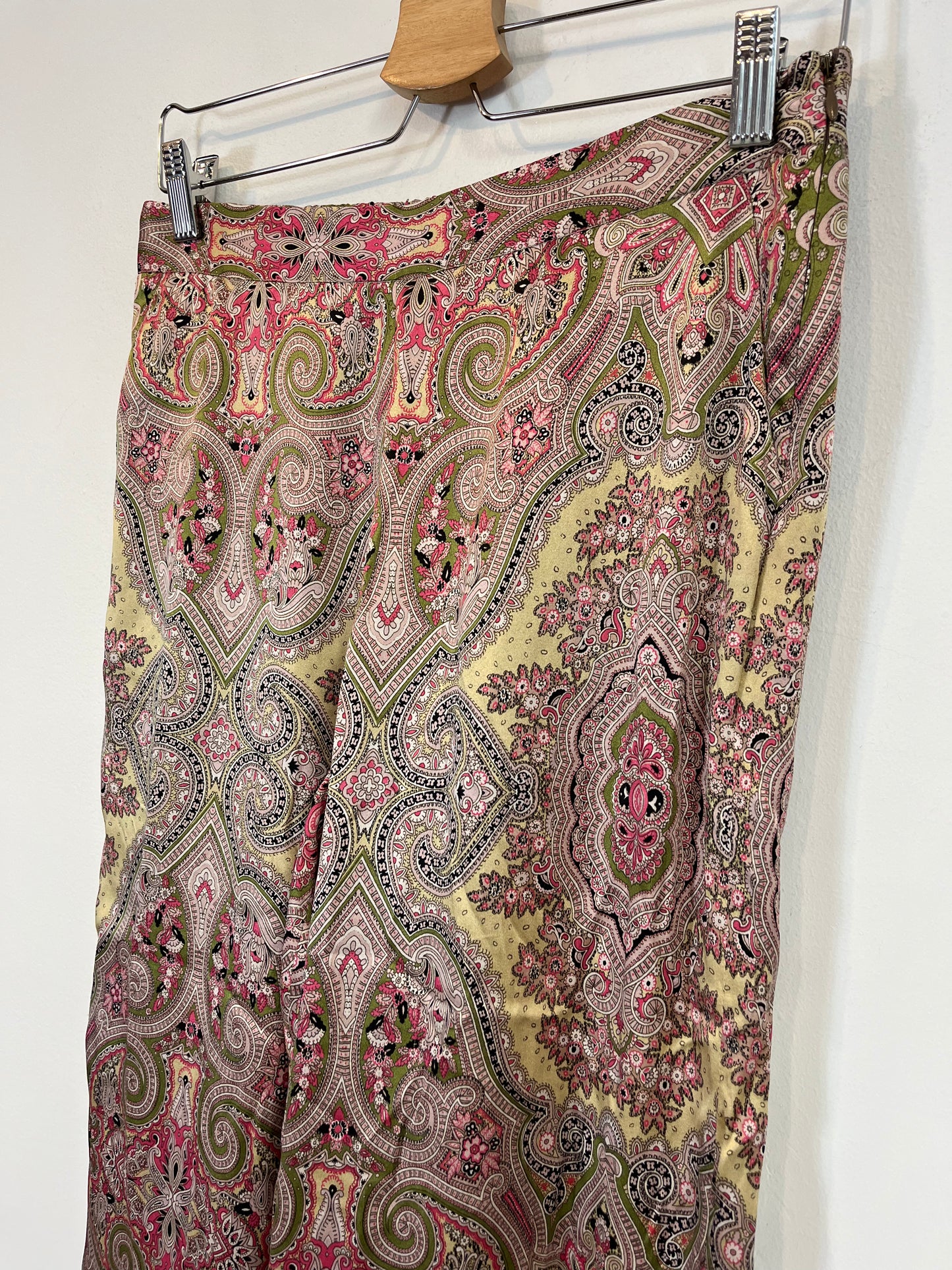 ETRO. Pantalón estampado seda. T. 42 (M)
