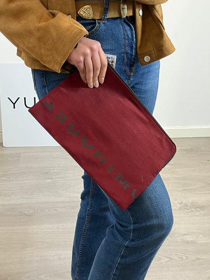 ADOLFO DOMINGUEZ. Bolso burdeos