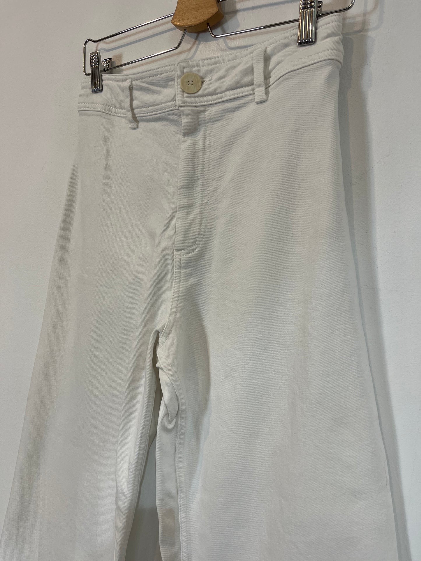 ZARA. Denim culotte blanco. T 38
