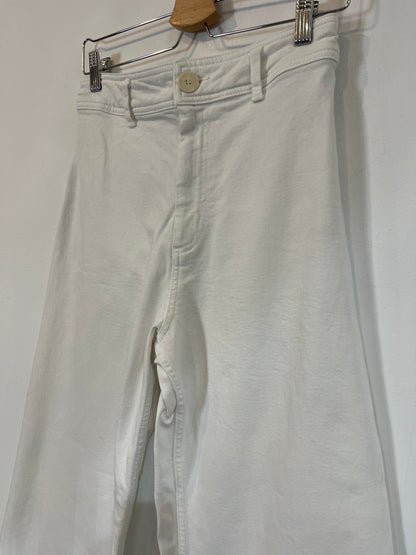 ZARA. Denim culotte blanco. T 38
