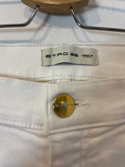 ETRO. White denim with fringe detail. Size 26 (36)
