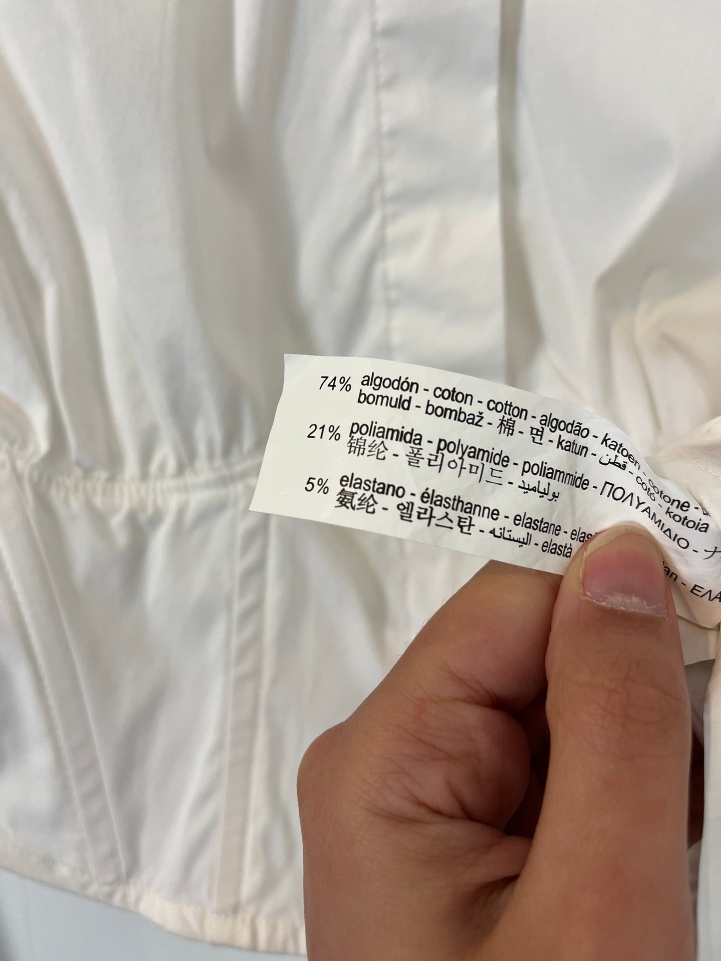 ZARA. Blusa blanca estilo corsé. T S