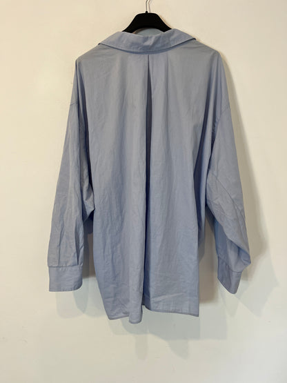 ZARA. Blusa azul fruncidos. T M