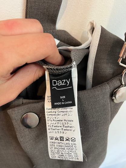 DAZY. Pantalón pinzas con tirantes. T L