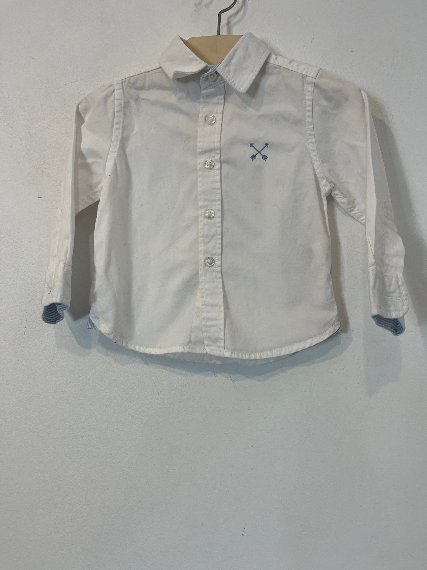MINI REBEL. Camisa blanca algodón logo. T 9-12 meses