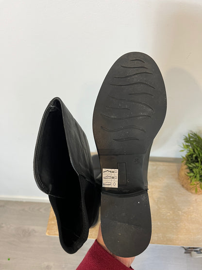 CAMILAS. Botas altas doble textura. T 38