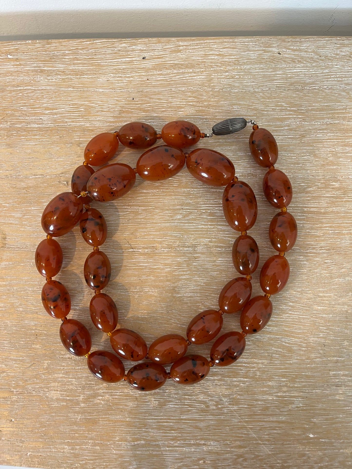 OTRAS. Collar bolas largo