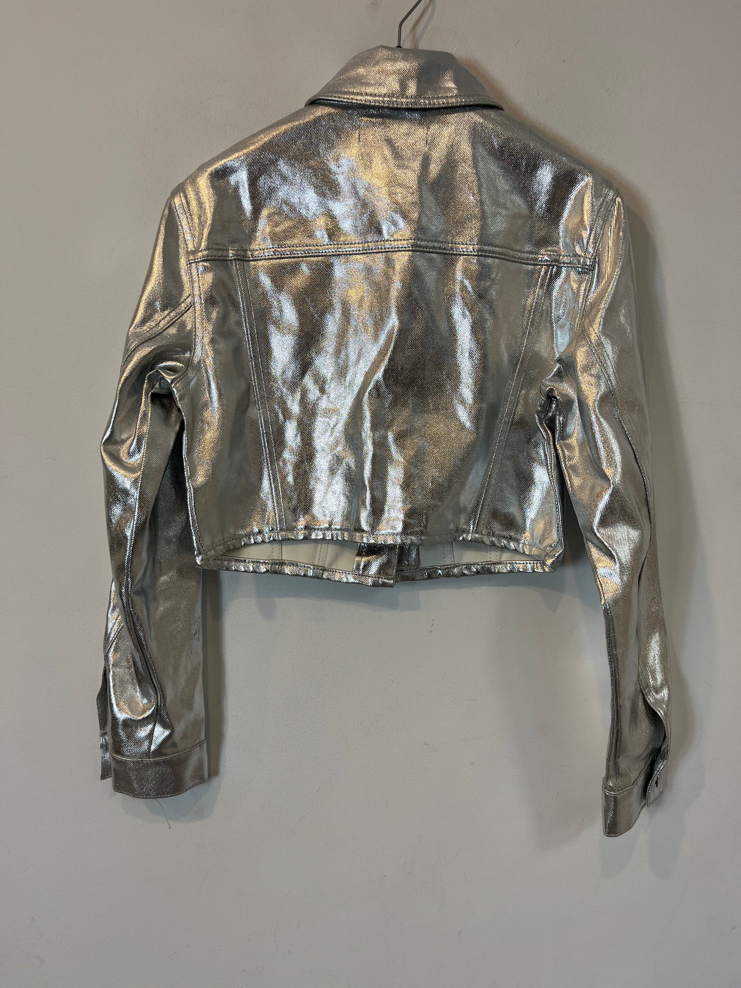 ZARA. Cazadora plateada. T S