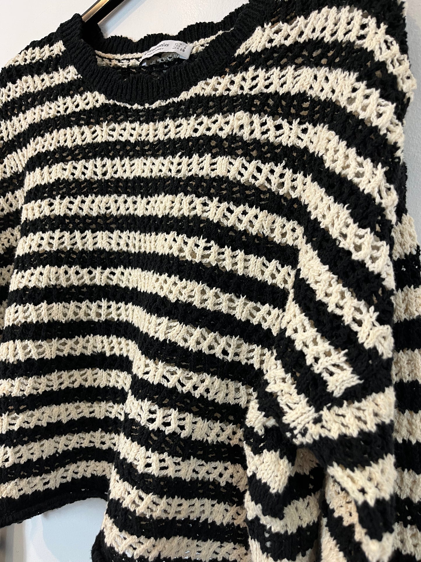 STRADIVARIUS. Jersey punto rayas. T S