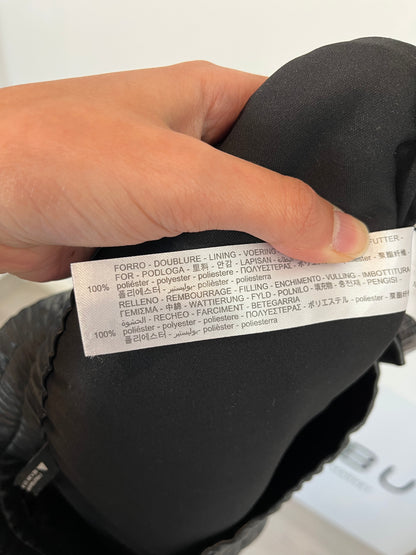 ZARA. Pantalón corto efecto piel. T S