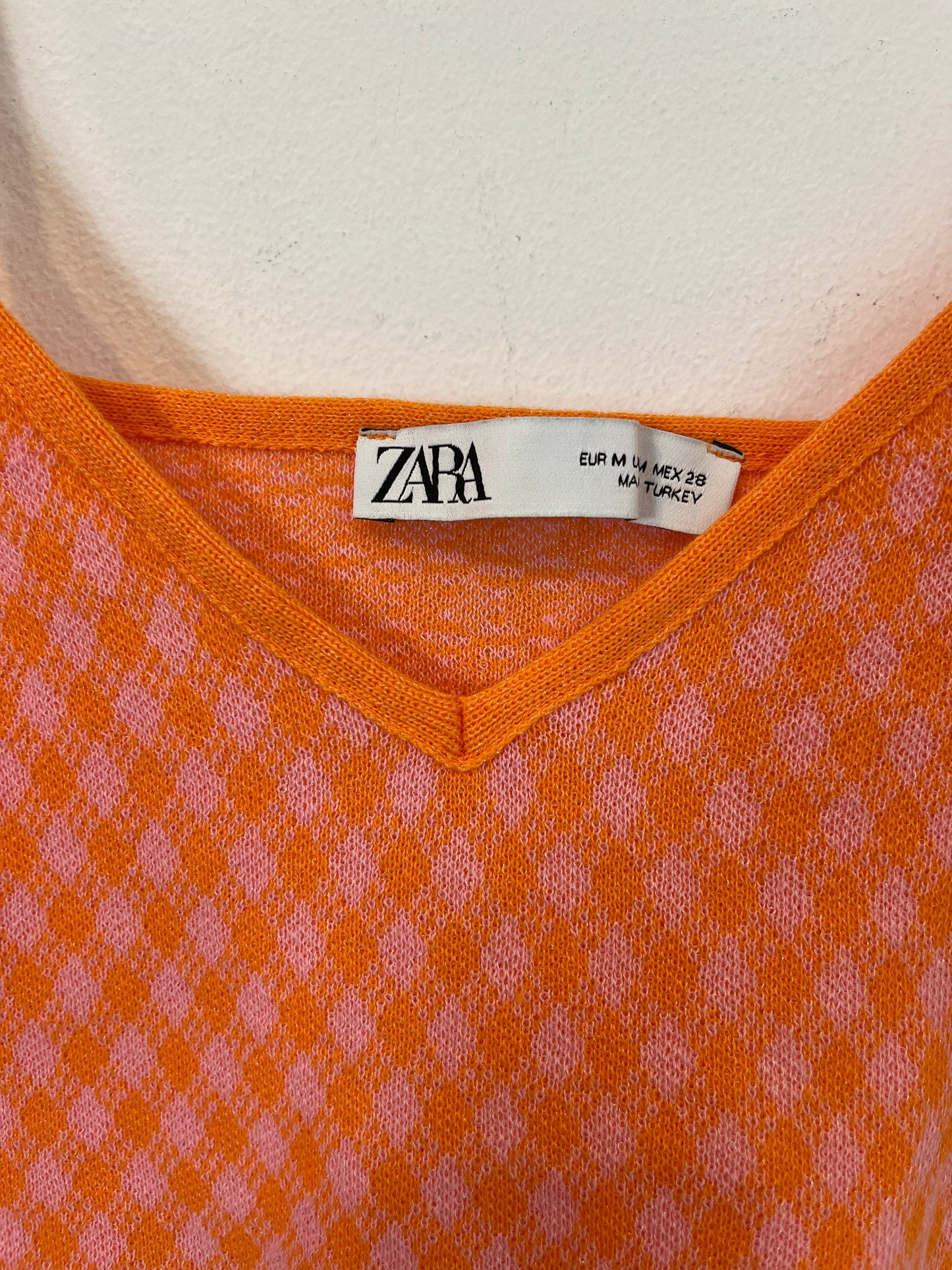 ZARA. Top estampado geométrico bicolor. T M