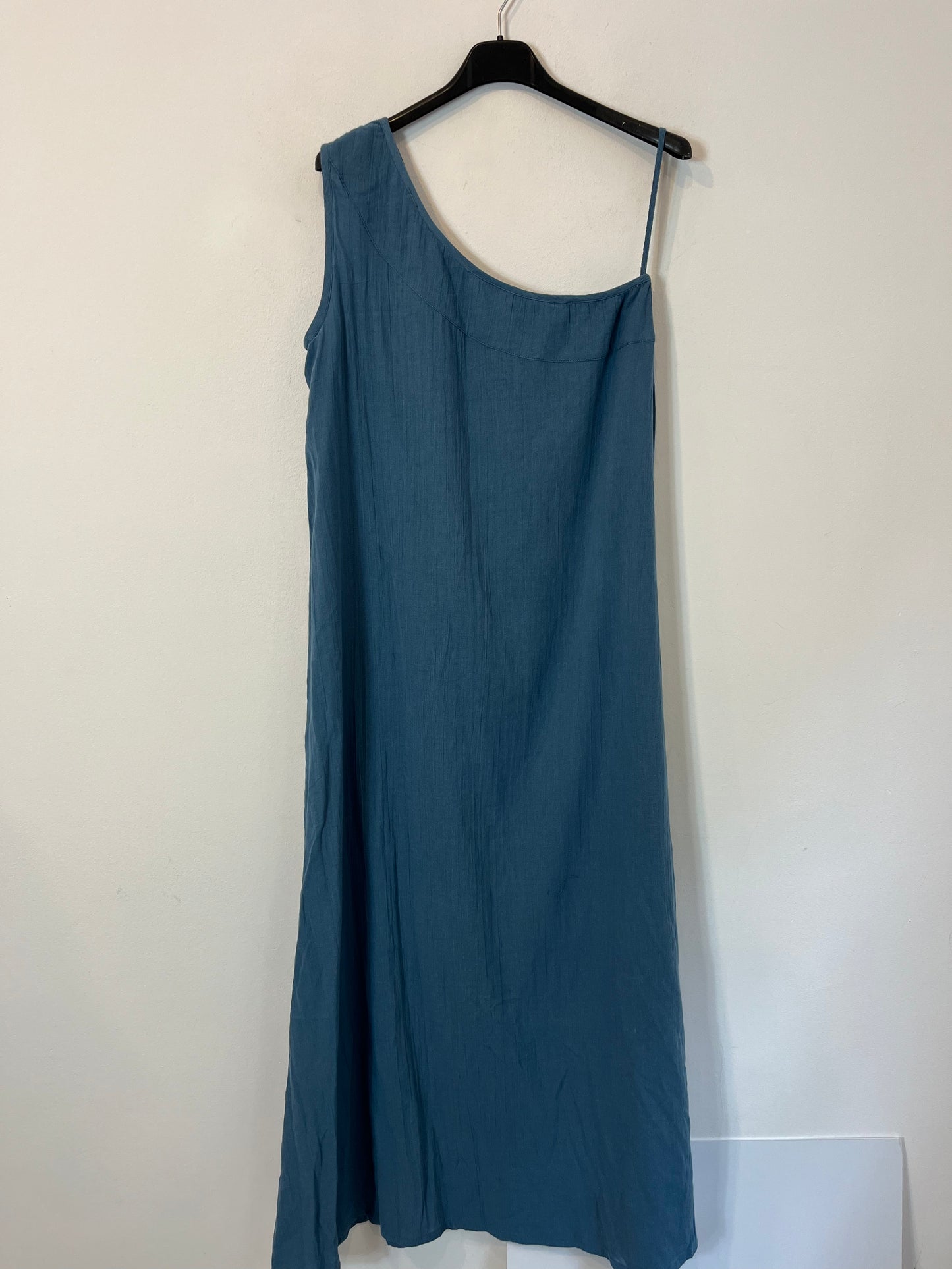 RENATTA&GO. Vestido largo asimétrico. T L