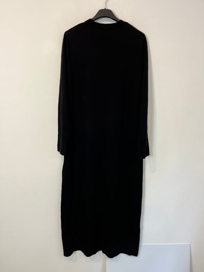 ZARA. Vestido negro punto. T M