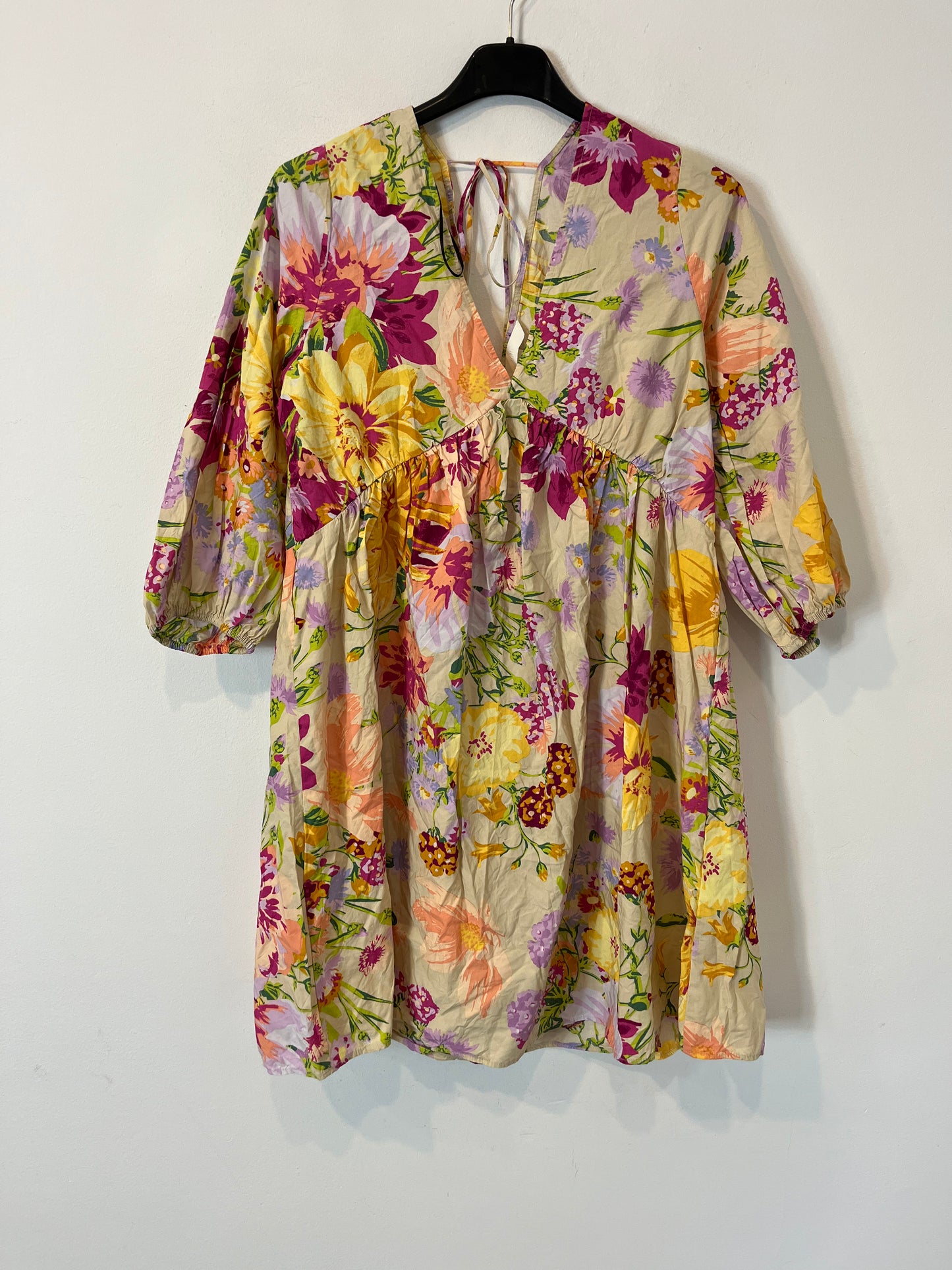 H&M. Vestido corto estampado flores. T XS