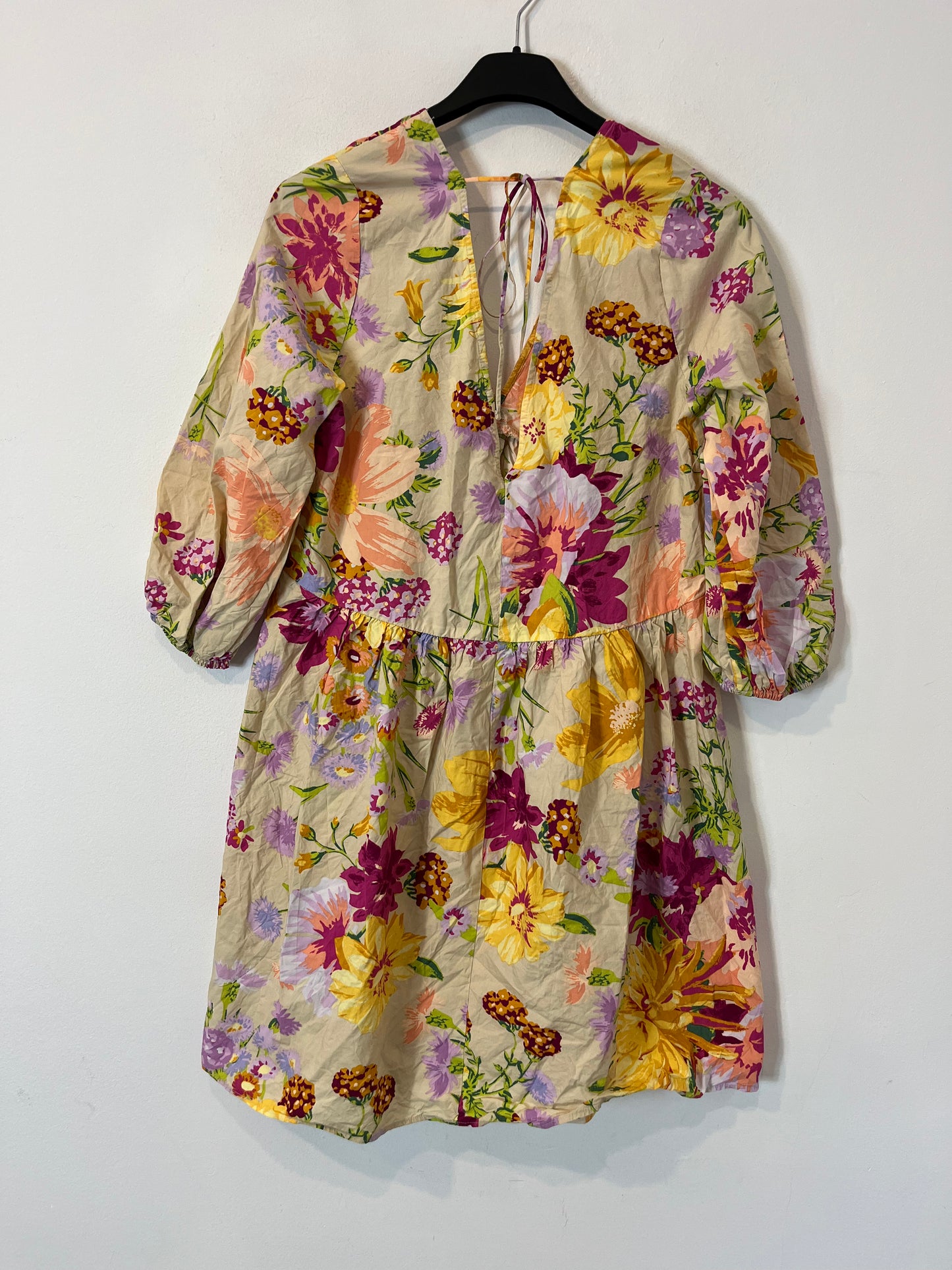 H&M. Vestido corto estampado flores. T XS