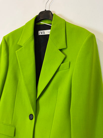 ZARA. Blazer verde oversized. T S