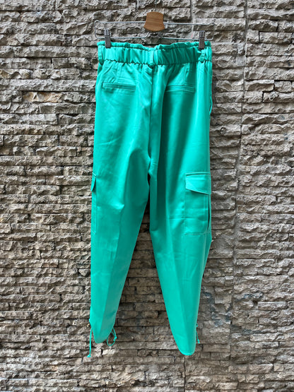 SANTANA DE MORA. Green satin cargo pants. TS