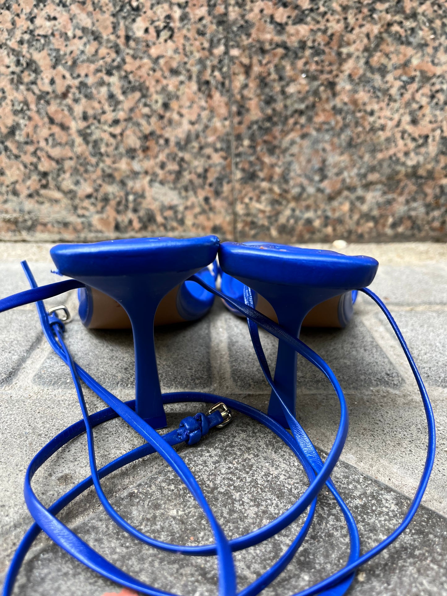 ZARA. Blue strappy sandals. Size 38