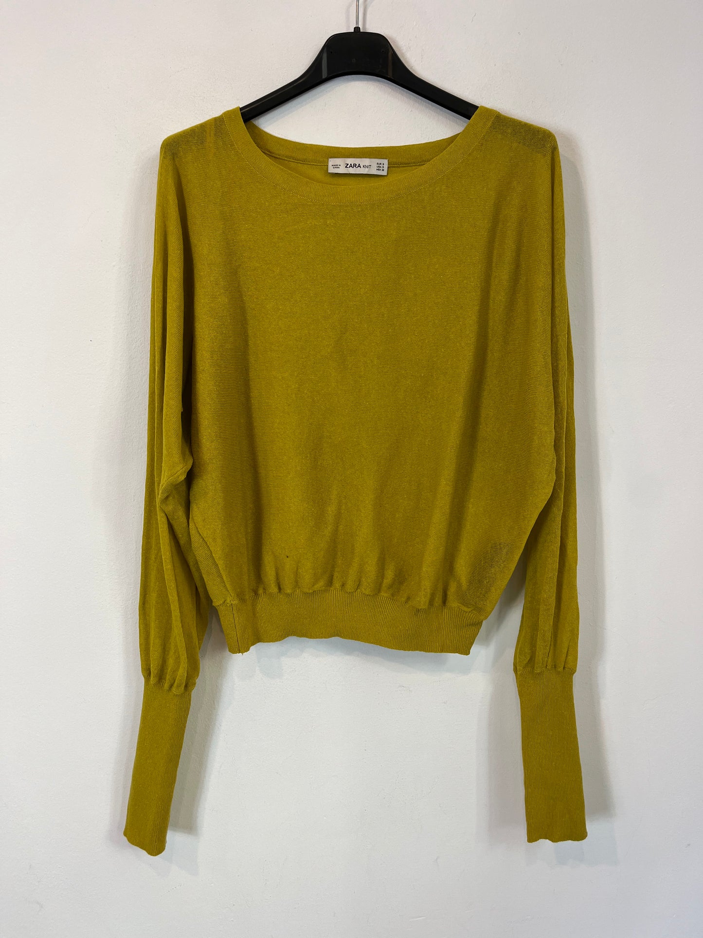 ZARA. Jersey fino color pistacho. T S