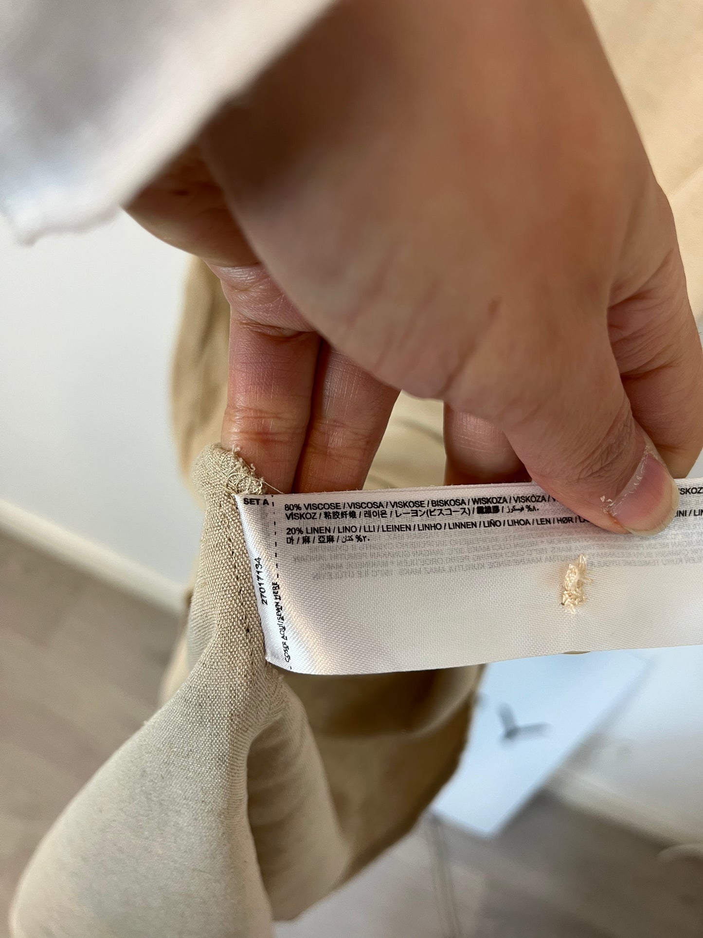 MANGO. Vestido beige con lino. T S