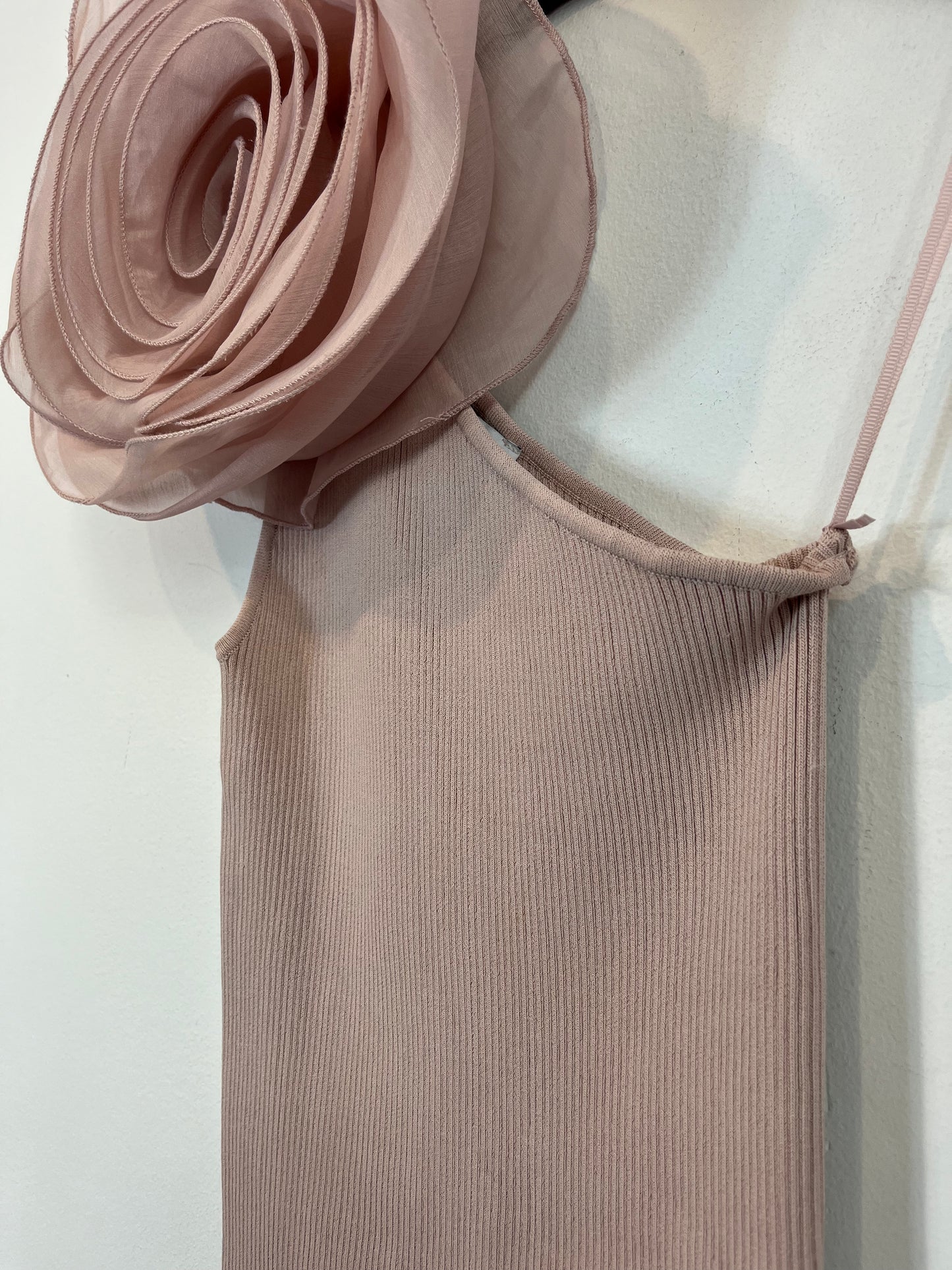 ZARA. top rosa flor T.s