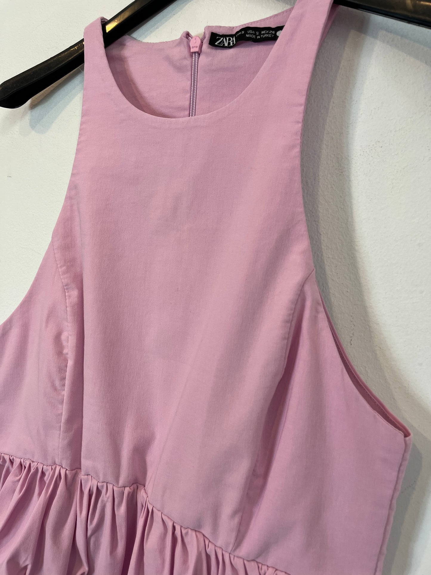 ZARA. Pink ruffled Ts top