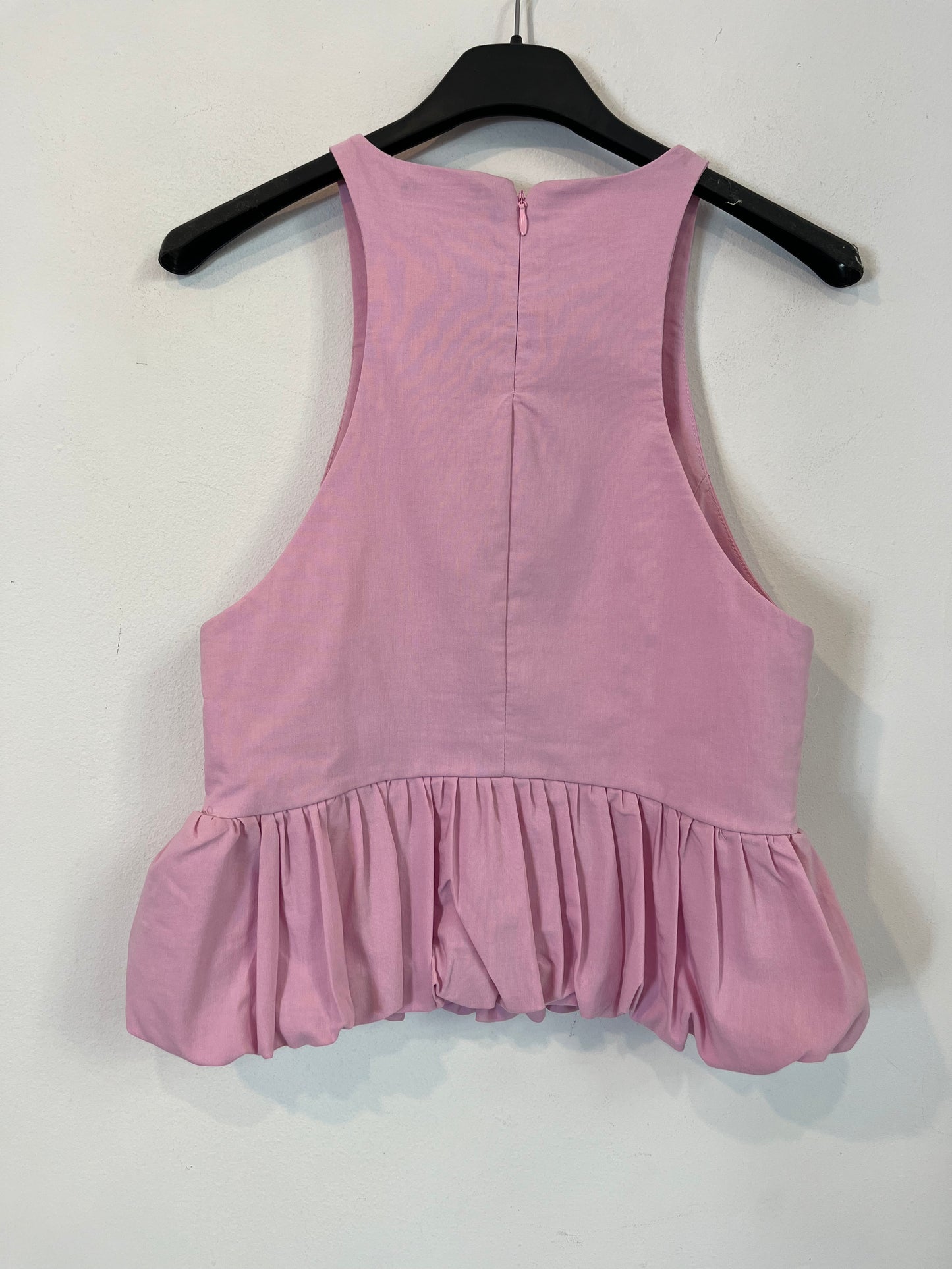 ZARA. Pink ruffled Ts top