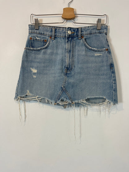 ZARA. Falda mini denim. T M