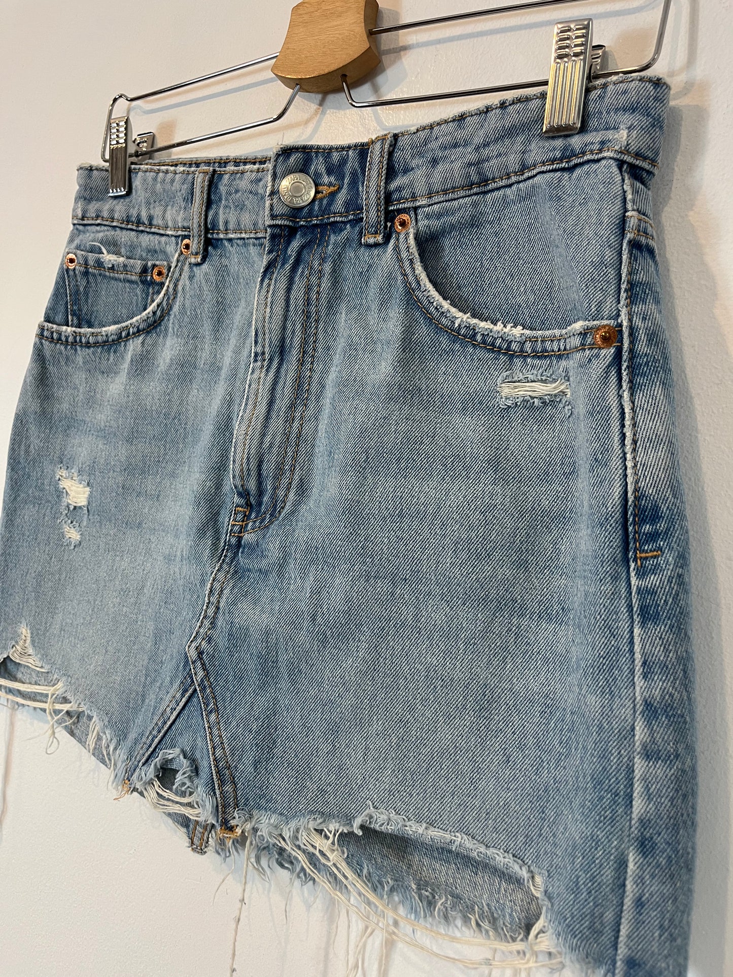 ZARA. Falda mini denim. T M