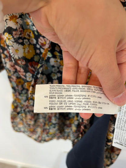 ZARA. Vestido corto estampado flores. T M