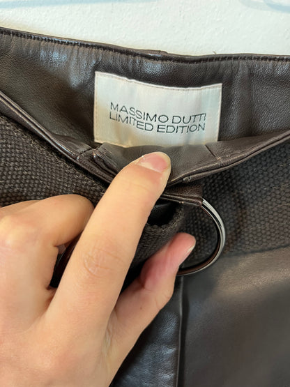 MASSIMO DUTTI. Bermuda piel marrón chocolate. T M